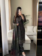 Load image into Gallery viewer, 3PC Stitched LINEN shalwar Suit Ready to wear LINEN winter Wear with LINEN dupatta HW-D41
