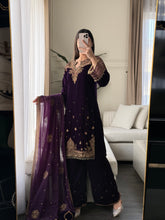 Load image into Gallery viewer, 3pc PURPLE VELVET Embroidered Shalwar Kameez with NET/Velvet dupatta Stitched Suit Ready to wear HW-U2480
