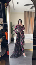 Load image into Gallery viewer, 3 pcs Stitched lawn suit Ready to Wear with Chiffon dupatta LAWN-UE538
