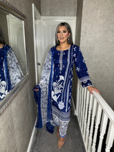 Load image into Gallery viewer, 3 pcs Stitched BLUE lawn suit Ready to Wear with chiffon dupatta LNE-24004
