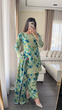 Load image into Gallery viewer, 3PC Stitched LINEN shalwar Suit Ready to wear LINEN winter Wear with LINEN dupatta HW-DH35

