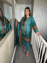 Load image into Gallery viewer, 3PC Stitched Sea Blue shalwar Suit Ready to wear KHADDAR winter Wear with KHADDAR dupatta KNE-0315B
