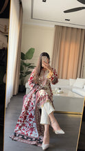 Load image into Gallery viewer, 3 pcs Stitched lawn suit Ready to Wear with CHIFFON dupatta LAWN-JF104
