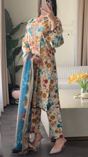 Load image into Gallery viewer, 3 pcs Stitched lawn suit Ready to Wear with Chiffon dupatta LAWN-D138
