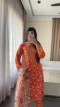 Load image into Gallery viewer, 3 pcs Stitched lawn suit Ready to Wear with Chiffon dupatta LAWN-D329
