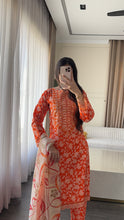 Load image into Gallery viewer, 3 pcs Stitched lawn suit Ready to Wear with Chiffon dupatta LAWN-D329
