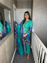 Load image into Gallery viewer, 3PC Stitched FEROZI BLUE shalwar Suit Ready to wear KHADDAR winter Wear with KHADDAR dupatta KNE-0104
