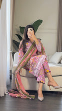 Load image into Gallery viewer, 3 pcs Stitched lawn suit Ready to Wear with CHIFFON dupatta LAWN-052
