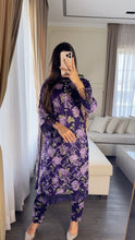 Load image into Gallery viewer, 3 pcs Stitched lawn suit Ready to Wear with CHIFFON dupatta LAWN-046
