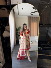 Load image into Gallery viewer, 3 pcs Stitched lawn suit Ready to Wear with CHIFFON dupatta LAWN-JF102
