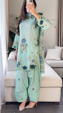 Load image into Gallery viewer, 3 pcs Stitched lawn suit Ready to Wear with CHIFFON dupatta LAWN-040A
