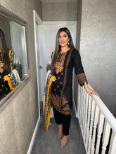 Load image into Gallery viewer, 3PC Stitched Black shalwar Suit Ready to wear KHADDAR winter Wear with WOOL SHAWL KNE-0310
