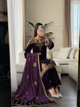 Load image into Gallery viewer, 3pc PURPLE VELVET Embroidered Shalwar Kameez with NET/Velvet dupatta Stitched Suit Ready to wear HW-U2480
