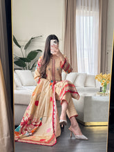 Load image into Gallery viewer, 3 pcs Stitched lawn suit Ready to Wear with CHIFFON dupatta LAWN-054
