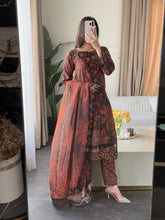 Load image into Gallery viewer, 3 pcs Stitched lawn suit Ready to Wear with Chiffon dupatta LAWN-RS02
