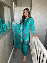 Load image into Gallery viewer, 3 pcs FEROZI Stitched lawn suit Ready to Wear with chiffon dupatta HW-SN07
