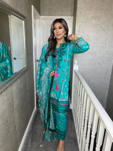 Load image into Gallery viewer, 3 pcs FEROZI Stitched lawn suit Ready to Wear with chiffon dupatta HW-SN07
