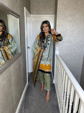 Load image into Gallery viewer, 3 pcs Stitched LAWN shalwar Suit Ready to wear lawn summer Wear with LAWN dupatta MB-439A
