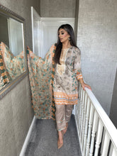 Load image into Gallery viewer, 3 pcs Stitched GREY shalwar Suit Ready to wear lawn summer Wear with chiffon dupatta FL-45B
