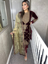 Load image into Gallery viewer, 3pc MAROON Velvet Embroidered Shalwar Kameez Stitched Suit Ready to wear HW-1271C
