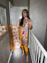 Load image into Gallery viewer, 3 pcs Stitched lawn suit Ready to Wear with chiffon dupatta SS-D05
