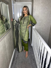 Load image into Gallery viewer, Stitched Green shalwar Suit Ready to wear Lilen winter Wear with lilen dupatta BS-134
