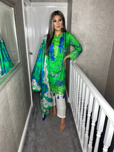 Load image into Gallery viewer, 3 pcs GREEN WHITE Lilen shalwar Suit Ready to Wear with chiffon dupatta winter MB-167A
