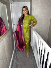 Load image into Gallery viewer, 3 pcs OLIVE Lilen shalwar Suit Ready to Wear with lilen dupatta winter MB-170B
