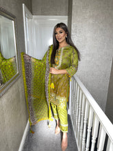 Load image into Gallery viewer, 3 pcs OLIVE Stitched lawn suit Ready to Wear with chiffon dupatta SS-D09
