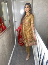 Load image into Gallery viewer, 3pc Golden Embroidered suit with Net dupatta Stitched Suit Ready to wear AN-D122

