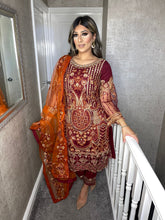 Load image into Gallery viewer, 3pc Maroon Embroidered suit with Orange Net dupatta Stitched Suit Ready to wear HW-MAROONORANGE
