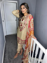 Load image into Gallery viewer, 3 pcs Beige Lilen shalwar Suit Ready to Wear with chiffon dupatta winter MB-1000A
