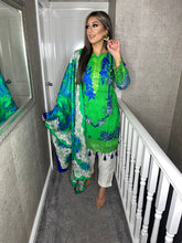 Load image into Gallery viewer, 3 pcs GREEN WHITE Lilen shalwar Suit Ready to Wear with chiffon dupatta winter MB-167A
