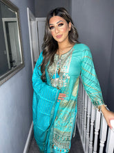 Load image into Gallery viewer, 3 pcs Bright Turquoise Lilen shalwar Suit Ready to Wear with Lilen dupatta winter SS-169B
