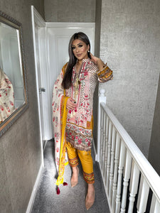 3 pcs Stitched lawn suit Ready to Wear with chiffon dupatta SS-D05