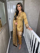 Load image into Gallery viewer, 3 pcs  Golden lawn shalwar Suit Ready to Wear with chiffon dupatta MB-11A
