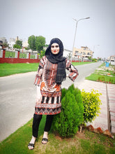 Load image into Gallery viewer, 2PC Lawn Kurti with cotton trouser Fully Stitched Ready to wear Collection BQ-02

