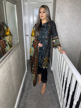 Load image into Gallery viewer, 3PC Stitched BLACK shalwar Suit Ready to wear Lilen winter Wear with lilen dupatta AA-HA108
