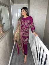 Load image into Gallery viewer, 3pc Purple Embroidered Shalwar Kameez with Chiffon dupatta Stitched Suit Ready to wear HW-RMPURPLE

